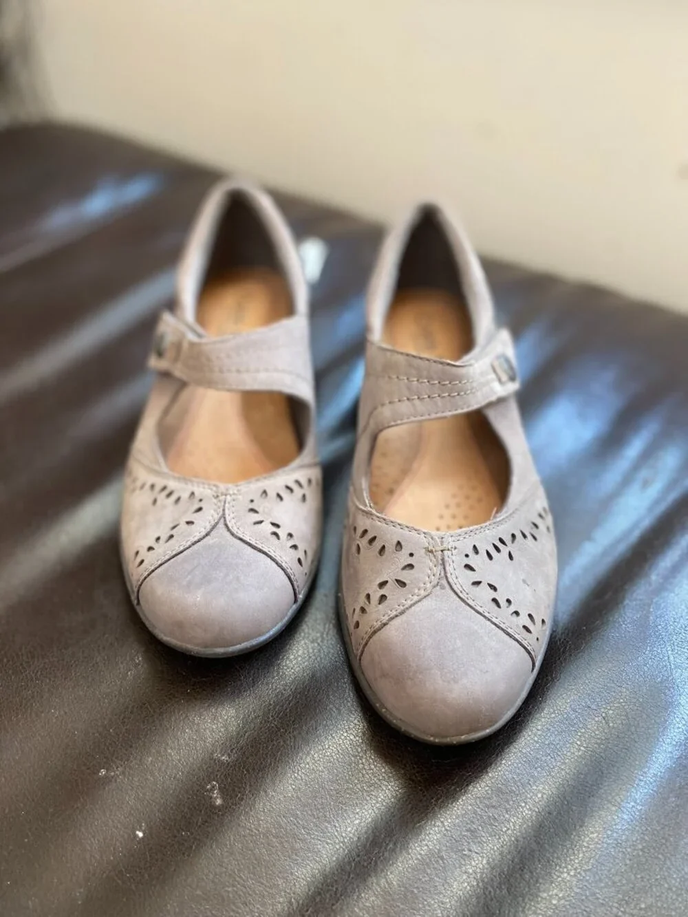 Cobb Hill by New Balance tan leather mary jane shoes with cutouts, size 8